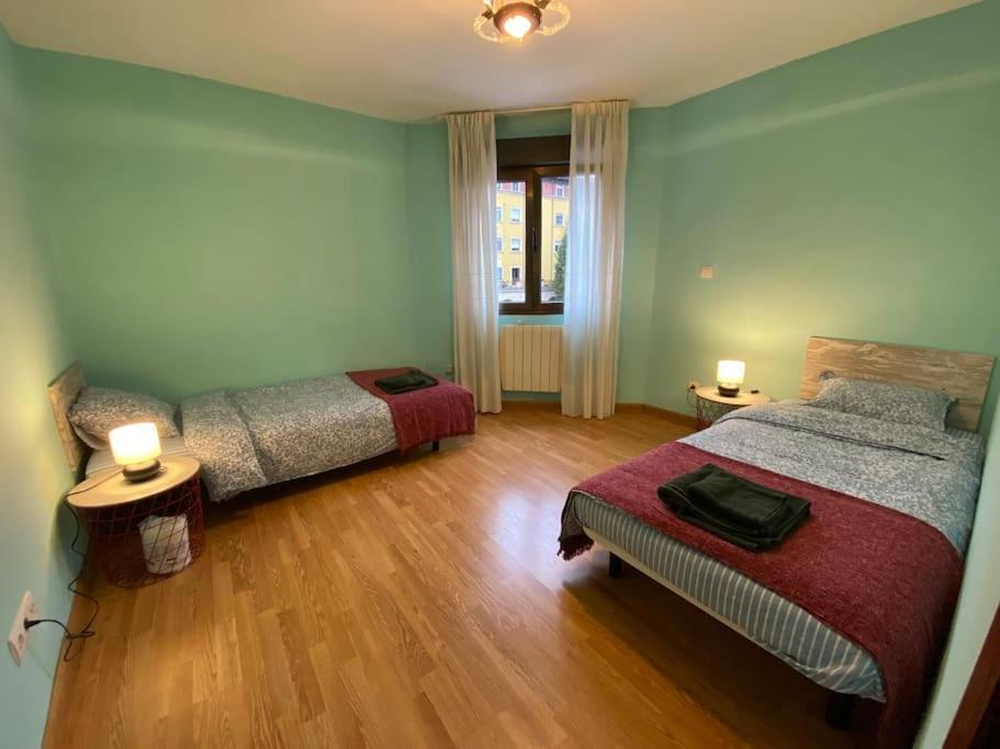 Apartment Close To The Historical Center ヒホン エクステリア 写真